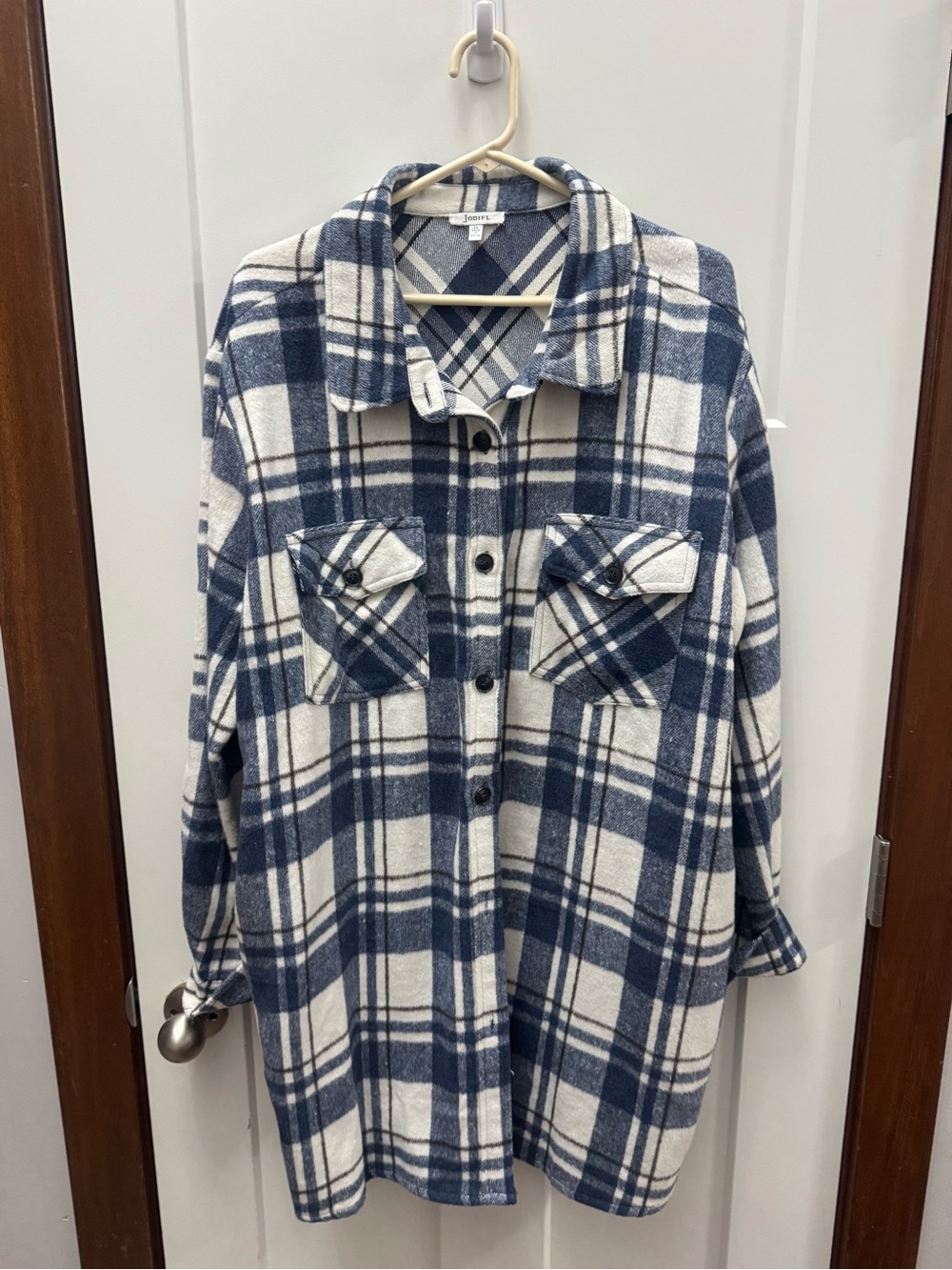 JODIFL Navy and White Plaid Button-Up Shirt Jacket